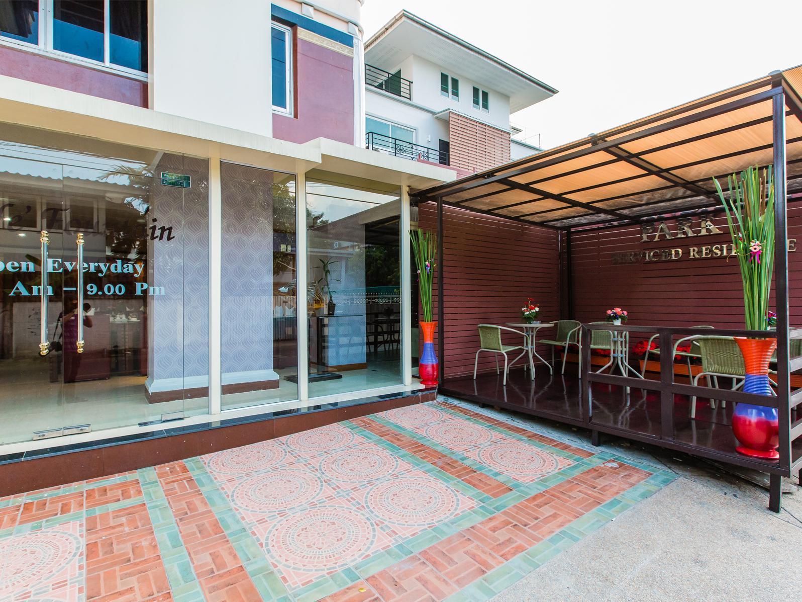 Oyo 796 Paradise Sukhumvit Hotel Bangkok Eksteriør billede