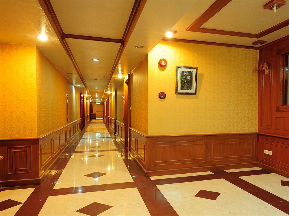 Oyo 796 Paradise Sukhumvit Hotel Bangkok Eksteriør billede