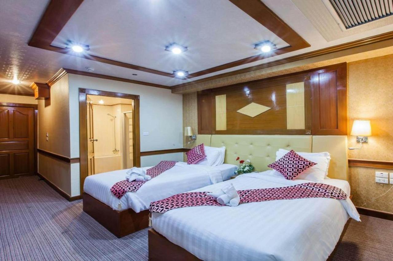 Oyo 796 Paradise Sukhumvit Hotel Bangkok Eksteriør billede