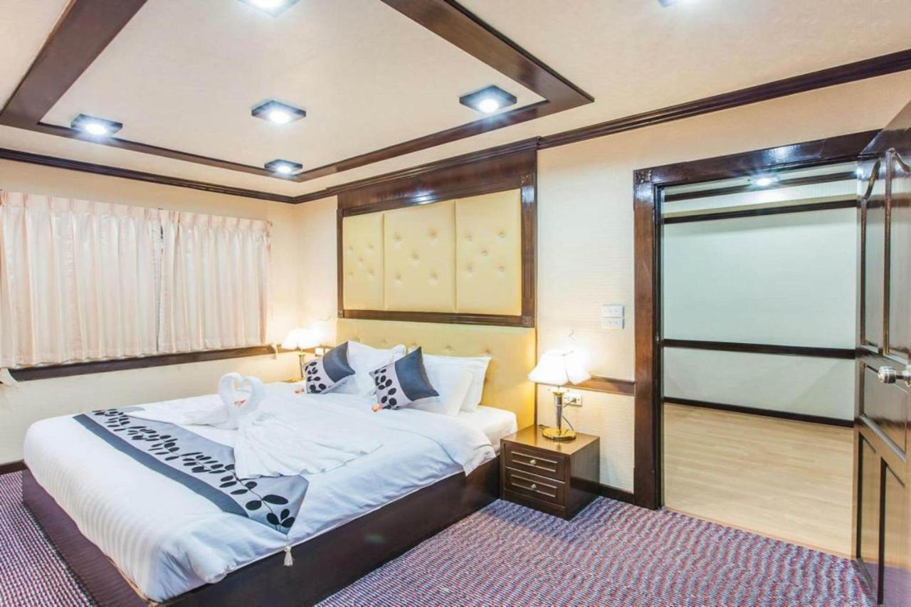 Oyo 796 Paradise Sukhumvit Hotel Bangkok Eksteriør billede