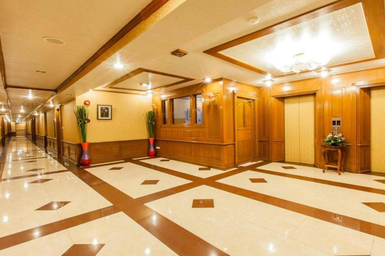 Oyo 796 Paradise Sukhumvit Hotel Bangkok Eksteriør billede